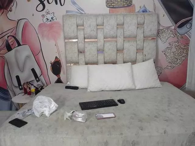 paulina-evans from BongaCams