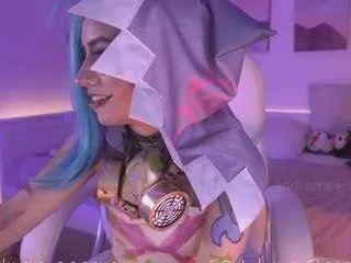 Watch CamSoda's Andromeedaa andromeedaa from CamSoda