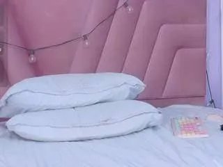 Checkout hot camwhore Chubbykinkyygirl chubbykinkyygirl from CamSoda