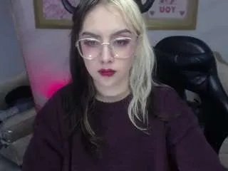 Watch cute camslut Hela-v hela-v from CamSoda