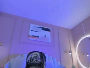 Watch sweet stripper Lia_ass lia_ass from Chaturbate
