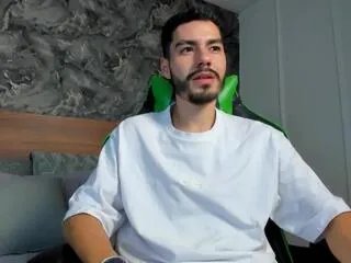 Admire Flirt4Free's Cameron_pierce cameron_pierce from Flirt4Free