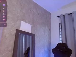 emma_violet on Flirt4Free 