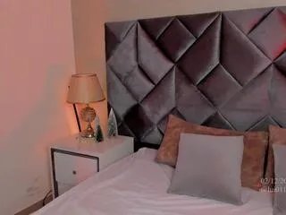 Join dirty performer Leiza_thompson leiza_thompson from Flirt4Free