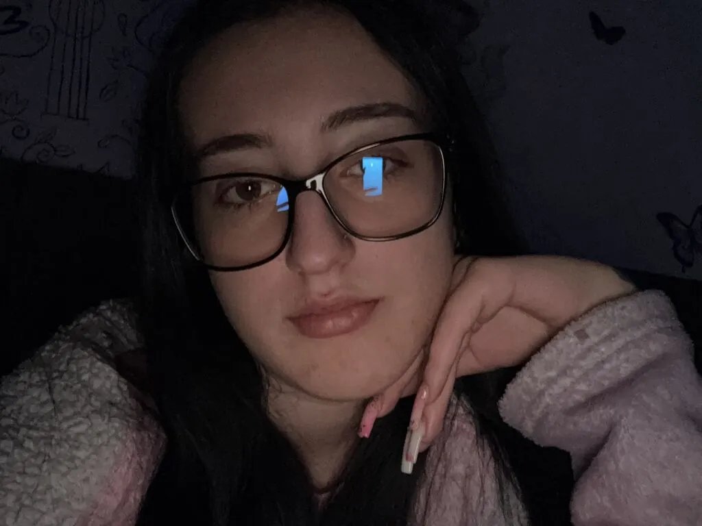 Watch slutty slut AlenaEla AlenaEla from LiveJasmin