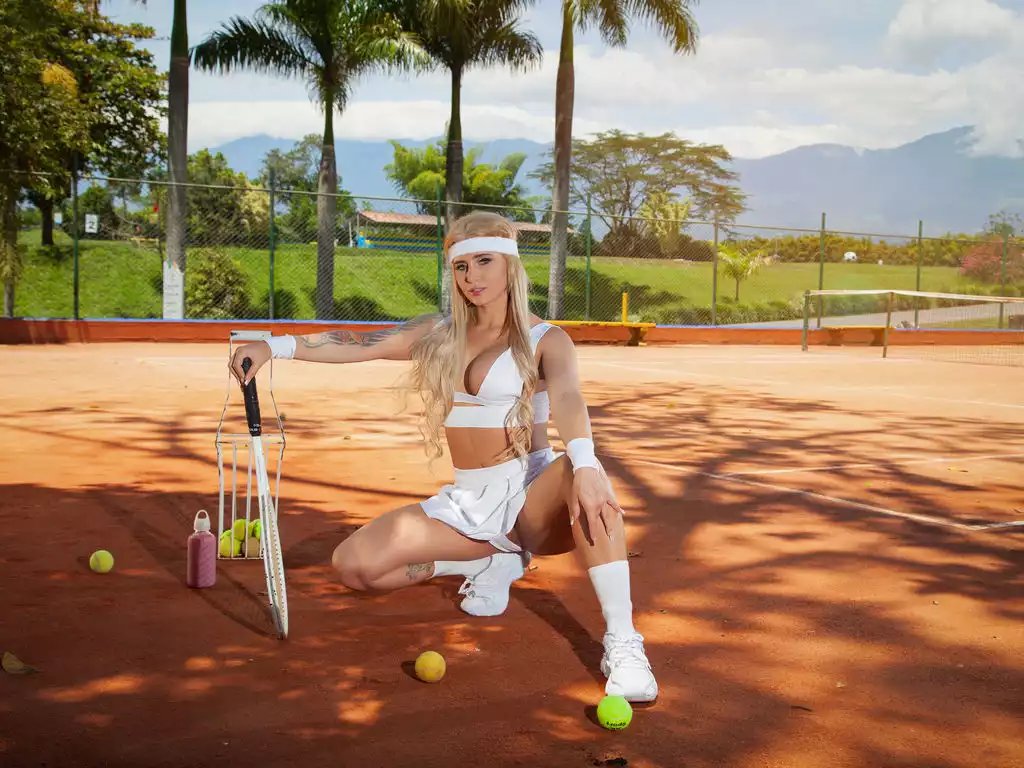 Explore LiveJasmin's AndreaKalo AndreaKalo from LiveJasmin