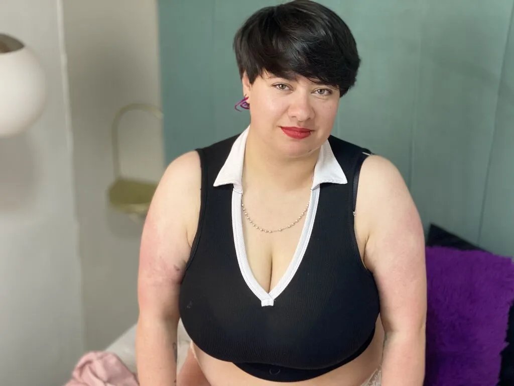 KallieLiv from LiveJasmin