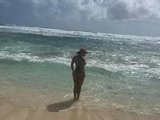 Offline BelleJolie on Streamate