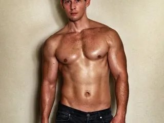 Offline BrutusK on Streamate