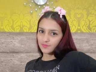 Join Candy_sweety19, she wants to masturbate for you Candy_sweety19 from Streamate