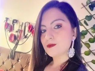 Try Carolinestone018, she wants to masturbate for you carolinestone018 from Streamate