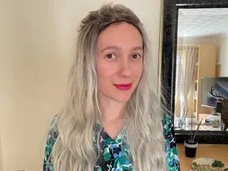 Watch sweet escort Carrie_Anne Carrie_Anne from Streamate