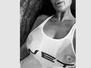 Join Streamate's ChloeVaynee ChloeVaynee from Streamate