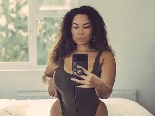 CoCo_Cream from Streamate