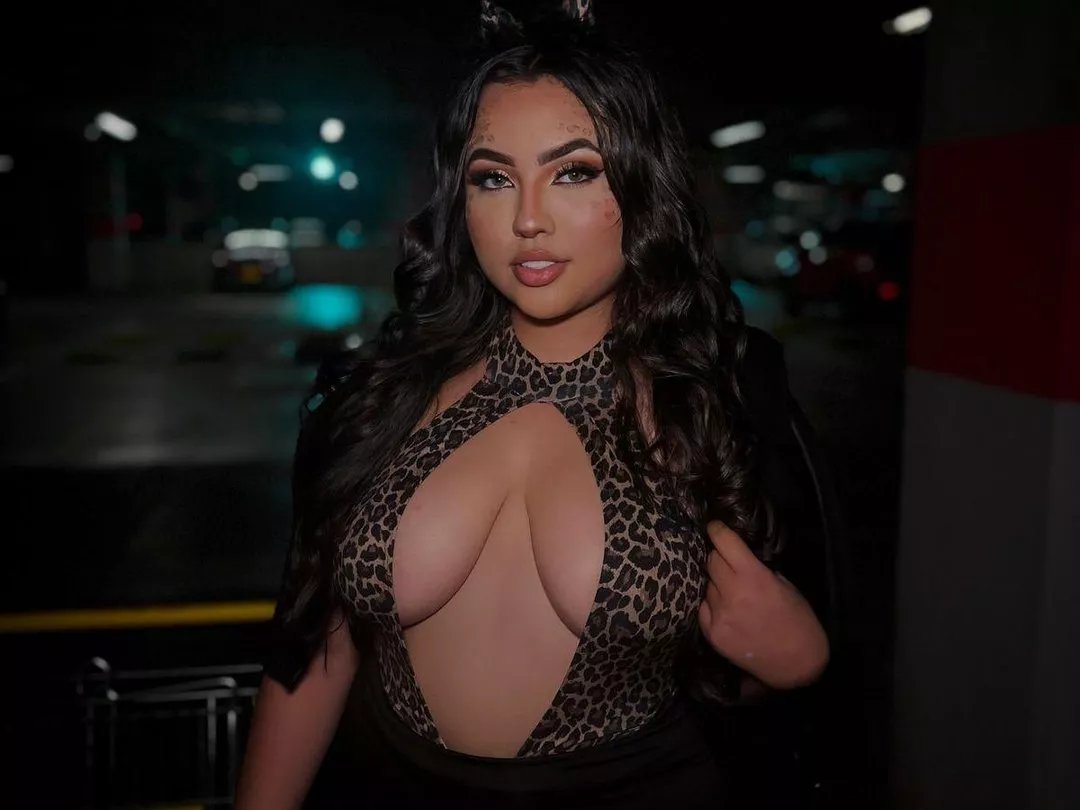 Offline Dulcepatersson on Streamate