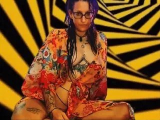 Offline FeralLux33x on Streamate