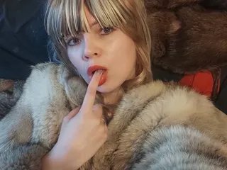 Masturbate to Gella, she wants to masturbate for you gella from Streamate