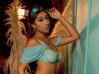 Join GiaEvans, she wants to masturbate for you GiaEvans from Streamate