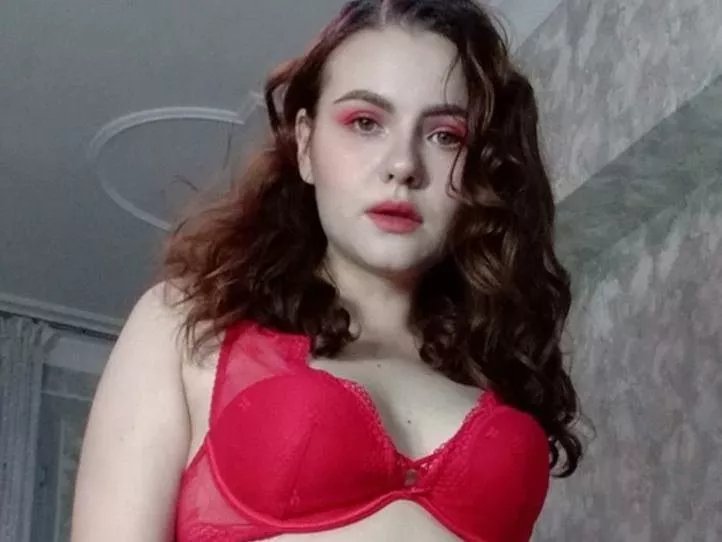 Offline IxxiLiana on Streamate