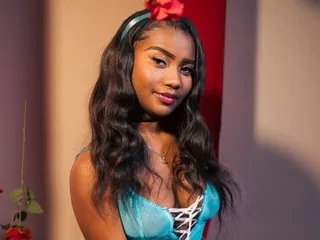 Cute KikiiSweet wants you to fuck her body now KikiiSweet from Streamate