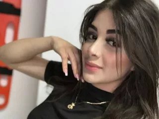 Offline Lia_22 on Streamate