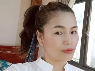 Offline Lililove99 on Streamate