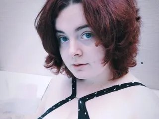 Offline MaggieBeau on Streamate