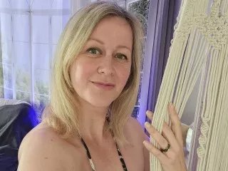 Offline MarleneBloem on Streamate