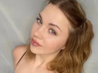 Watch cute slut MissNicolii MissNicolii from Streamate