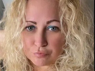 misstish from Streamate