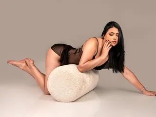 Discover SaharaLyn, she wants to masturbate for you SaharaLyn from Streamate
