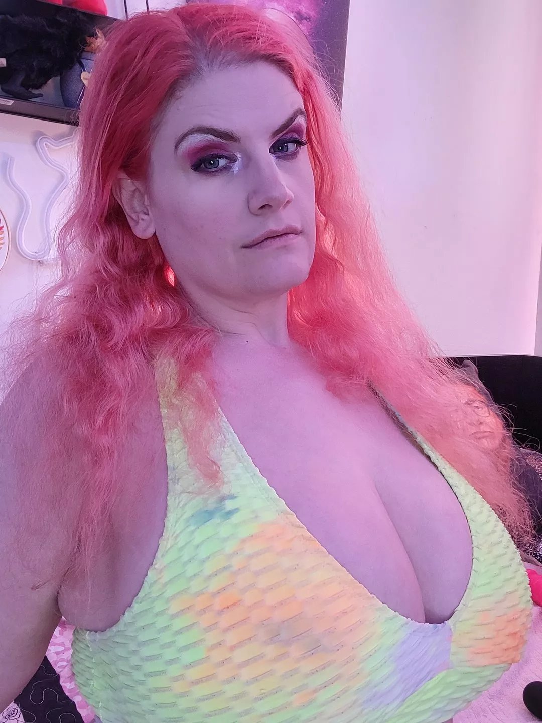 Offline SonjaHaze on Streamate