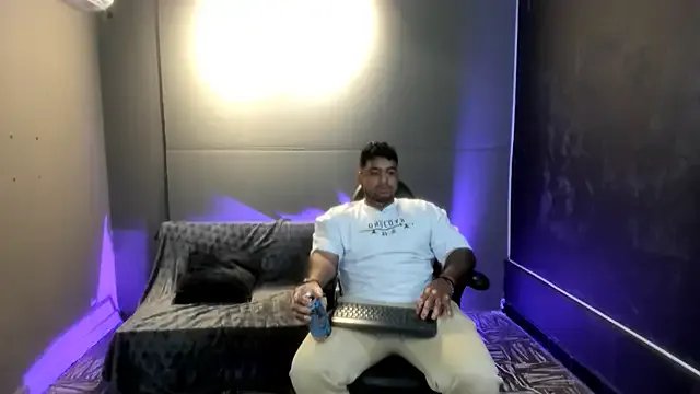 Masturbate to StripChat's Big_furry_bear13 Big_furry_bear13 from StripChat