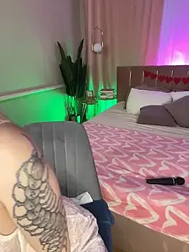 Explore 23 years old HugeBoobsAlice from StripChat HugeBoobsAlice from StripChat