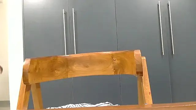 katt008 on StripChat