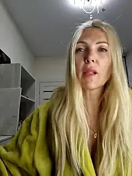 Amazing Monna wants you to fuck her body now Monna from StripChat